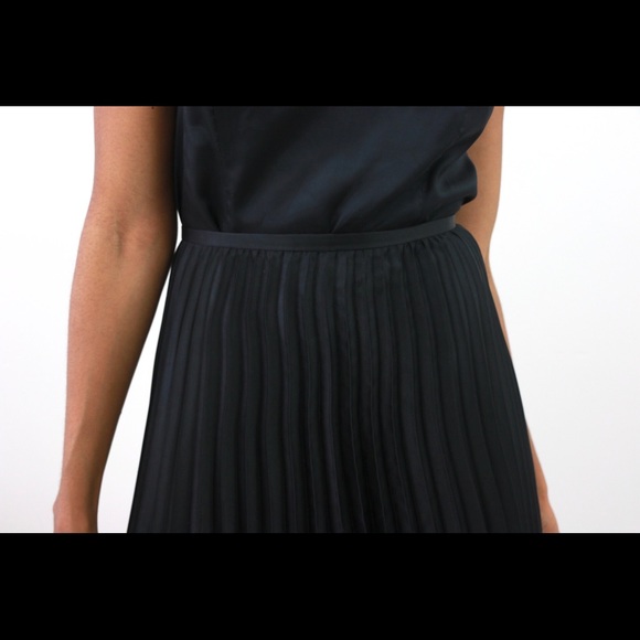 Das Accordion Skirt - Picture 7 of 8